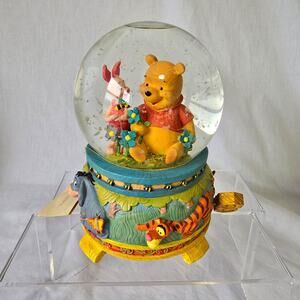 Disney Winnie The Pooh & Piglet Musical Snow Globe Eeyore & Tigger on Base